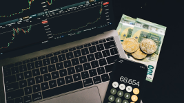 Online crypto trading versus traditional methods of trading