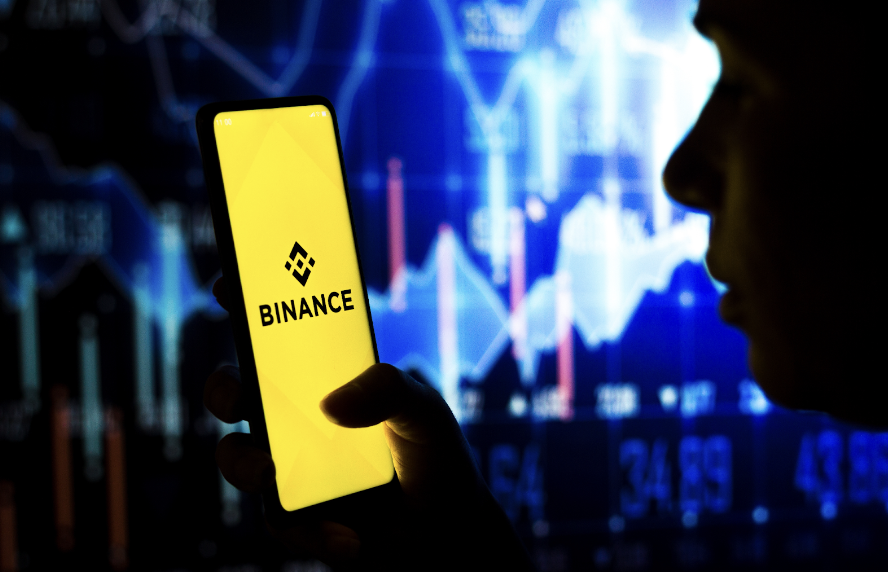 Tornado Cash Dips 56% Post-Binance Delist; Investors Shift from Render to this New AI Altcoin