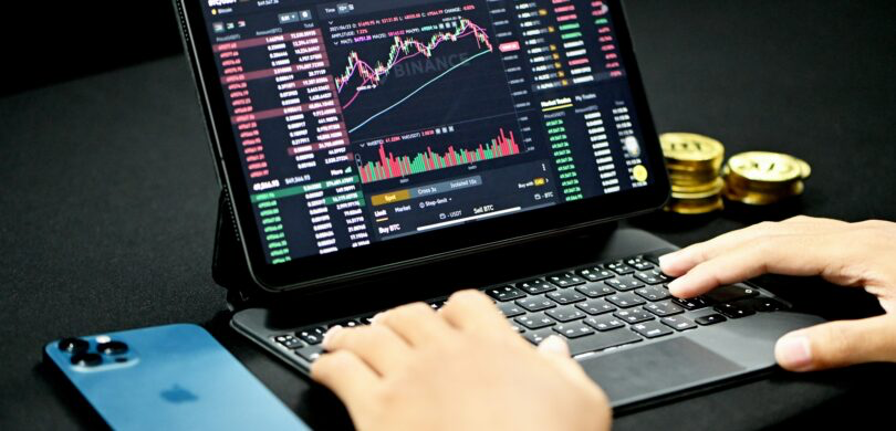 Why DeSoc Is A Better Investment Than Ethereum And Solana In 2025