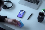 How Blockchain and AI Work Together in the E-commerce Industry